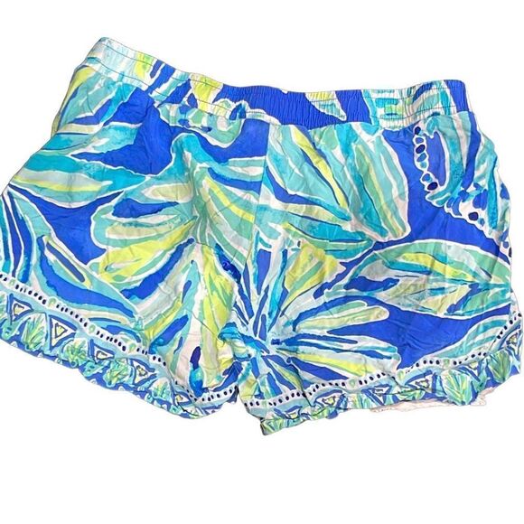 LILLY PULITZER Floral Shorts Size Small - Picture 2 of 3